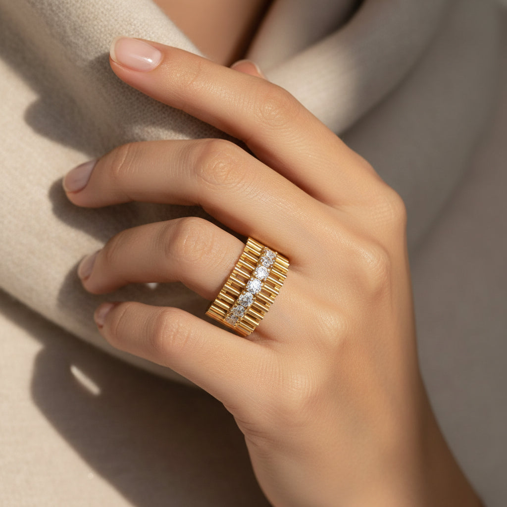 Muse Sculptural Diamond Band