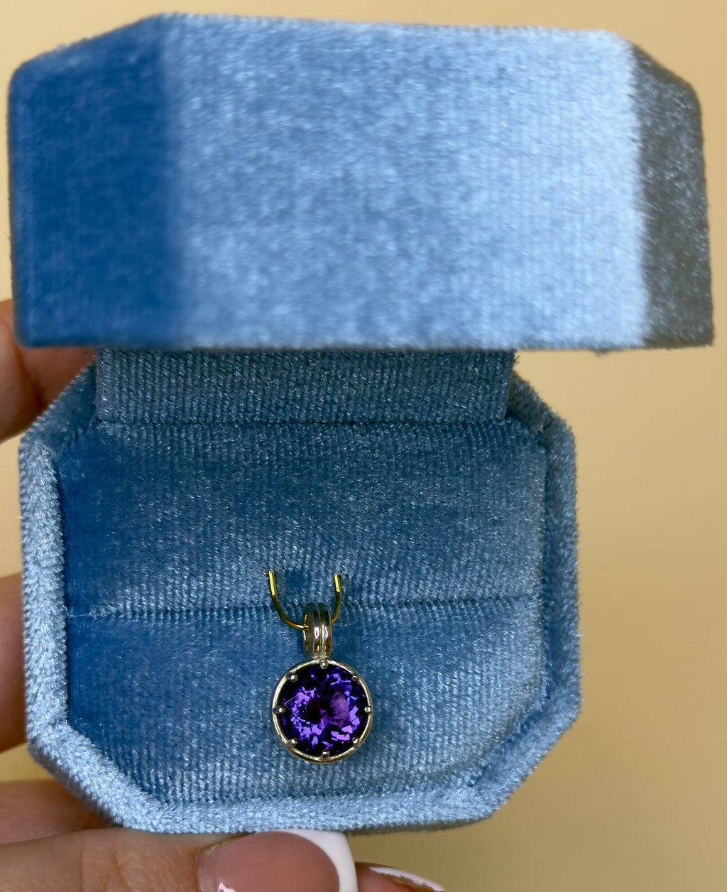 Grande Stardust Gemstone Charm in Galaxy