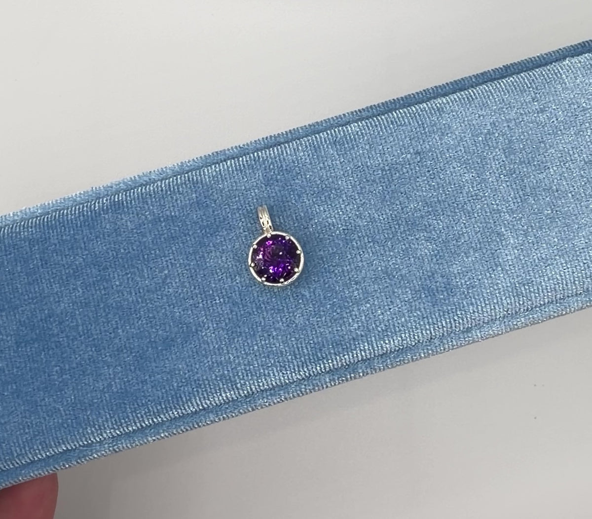 Grande Stardust Gemstone Charm in Galaxy