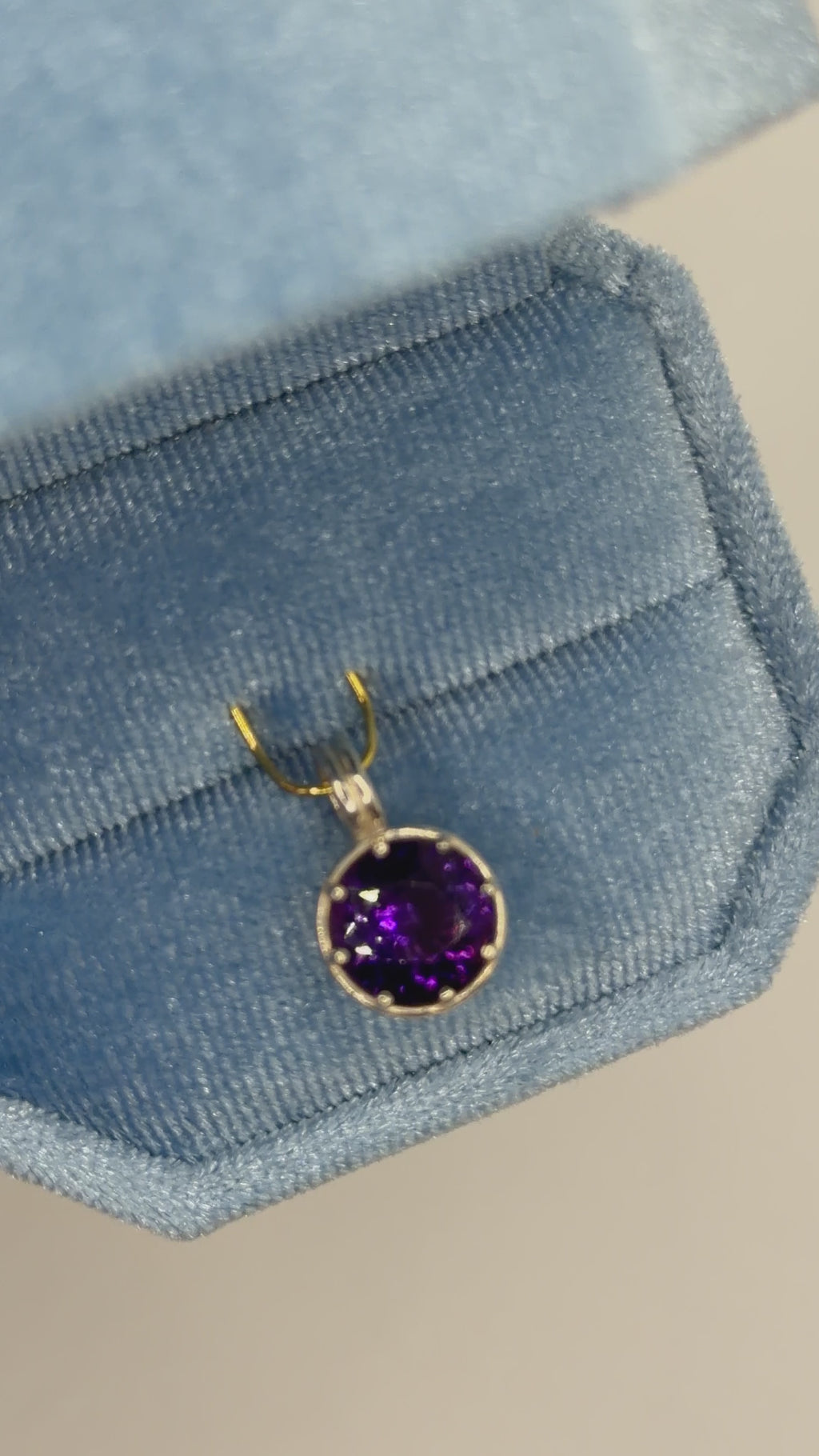 Grande Stardust Gemstone Charm in Galaxy